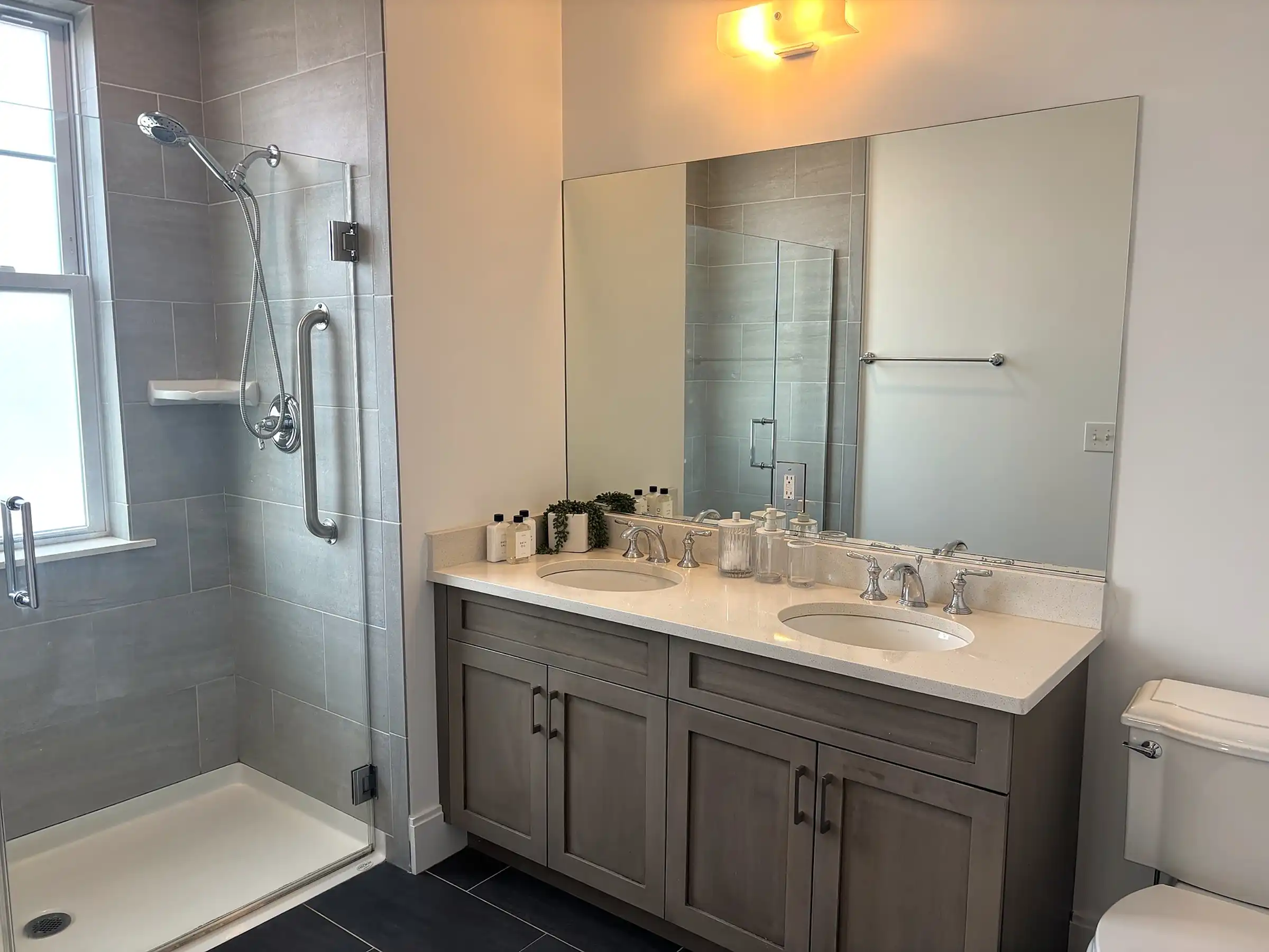 613 Marina Pointe Interior - View 6