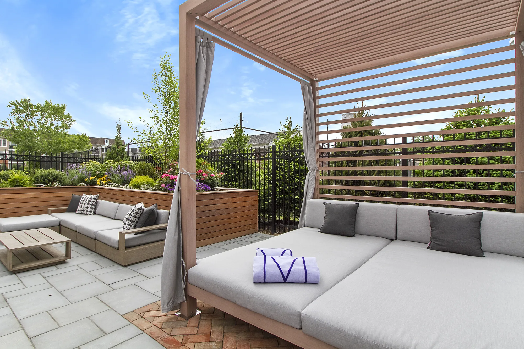 Outdoor Pool Deck at the Vanderbilt - View 22
