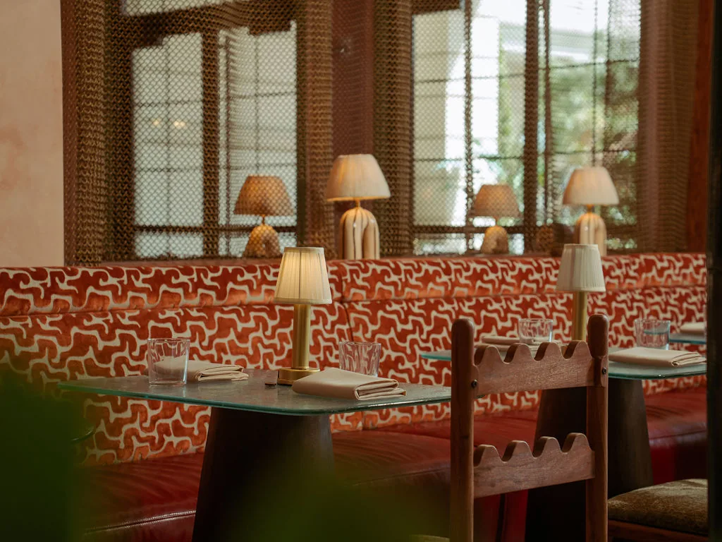 The Comet Club Table at the Vanderbilt - View 4