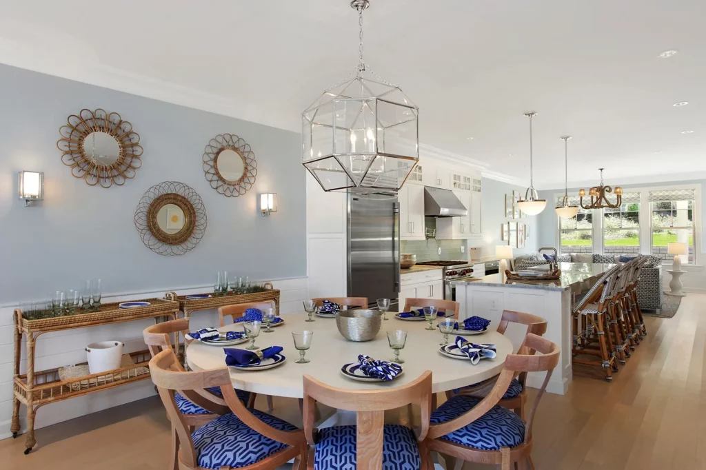 Bishops Pond Dining Area