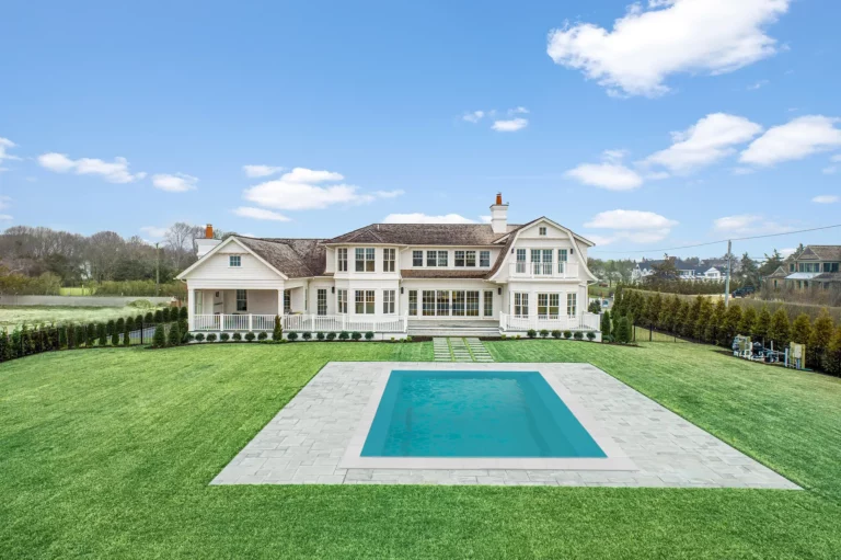 Oneck Landing - View 4, Opens Model Box