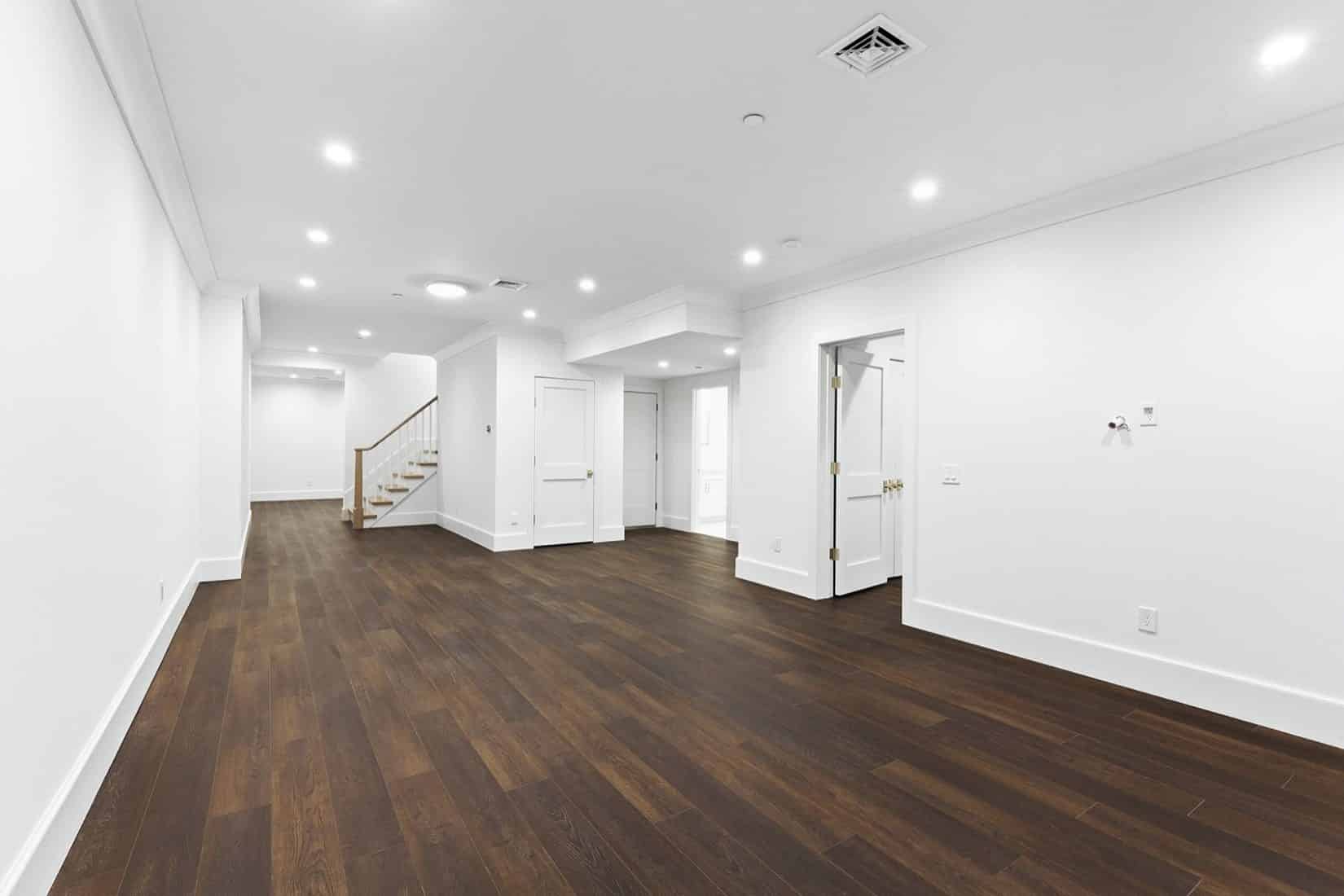  - View 10, Opens Model BoxThe Latch Southampton Village Town Home E1 16