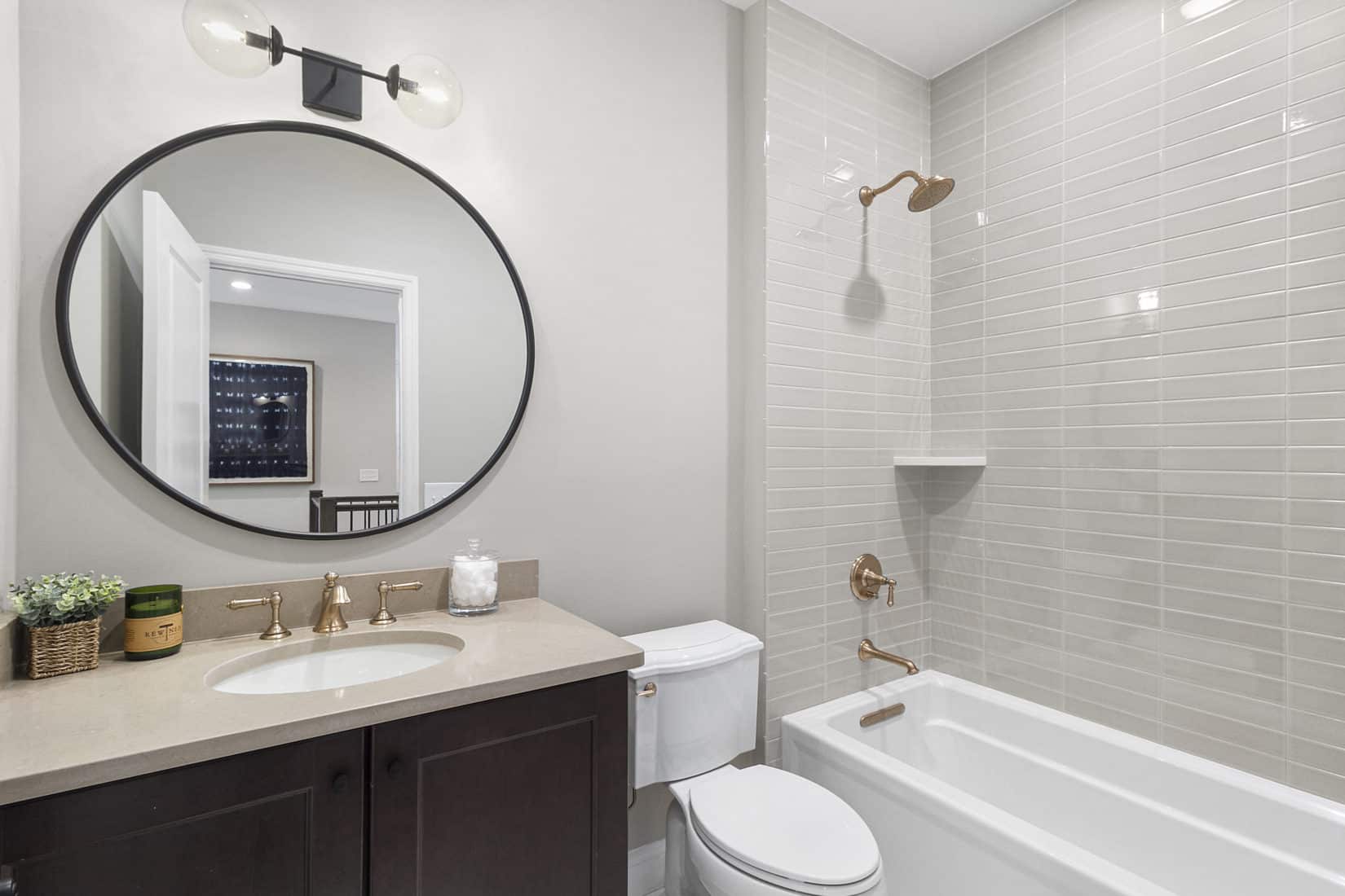 Hall Bathroom 1 1650x1100 - View 26