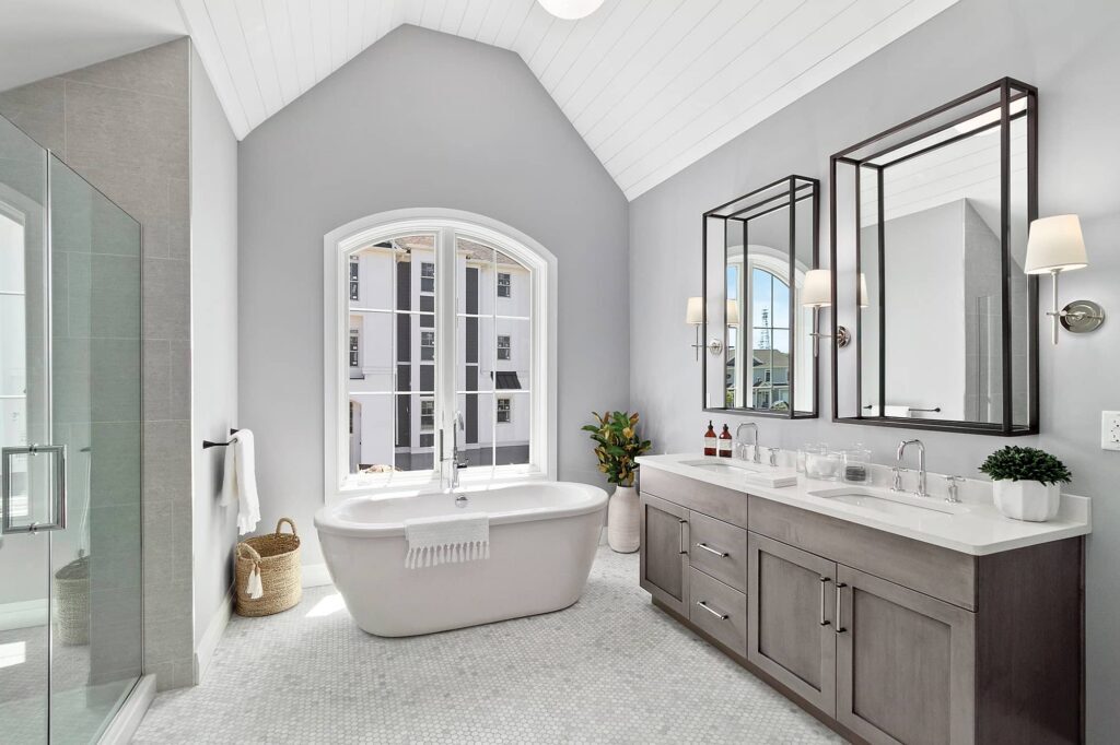 Plainview G Model Master Bath