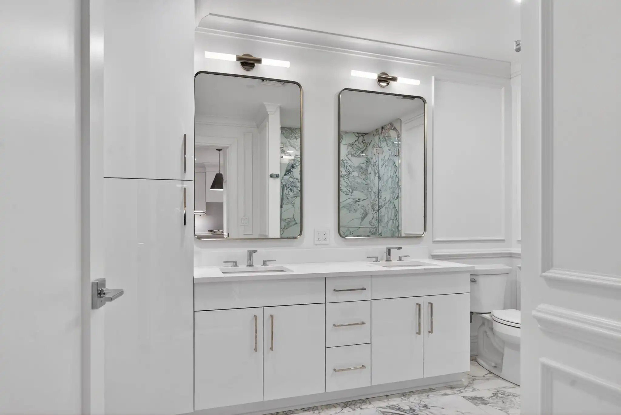 Adelphi B3 Model Bathroom - View 13