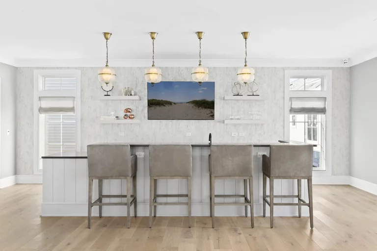 Meadowbrook Pointe East Meadow Clubhouse Bar - View 21, Opens Model Box