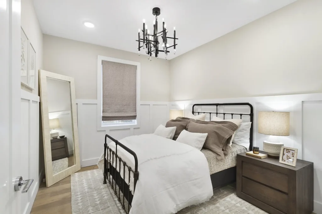  - View 6, Opens Model Box