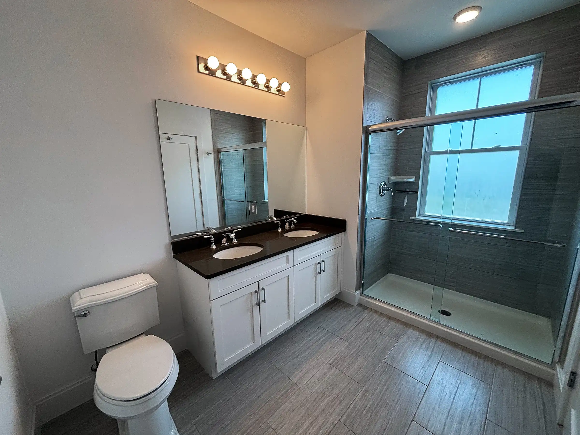 526 Marina Pointe Drive Bathroom - View 1