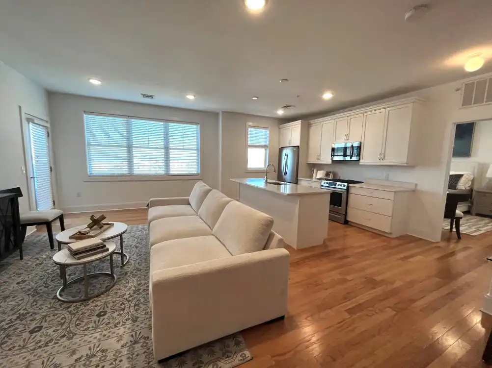  - View 1, Opens Model Box