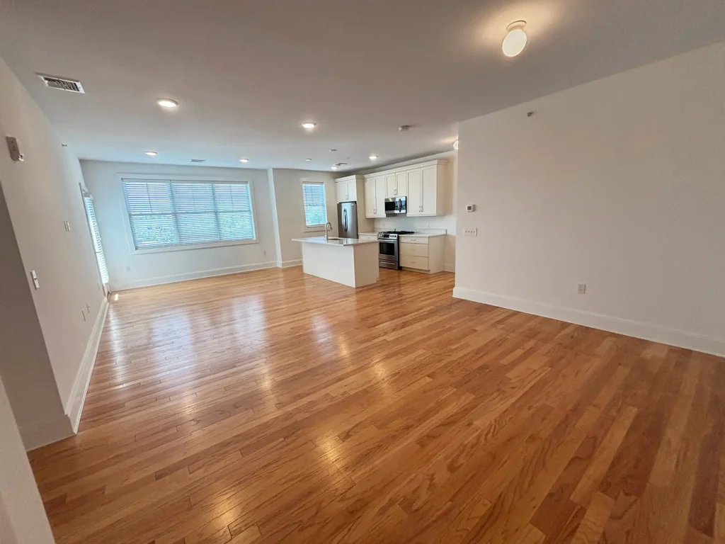 535 Marina Pointe Drive Living Room