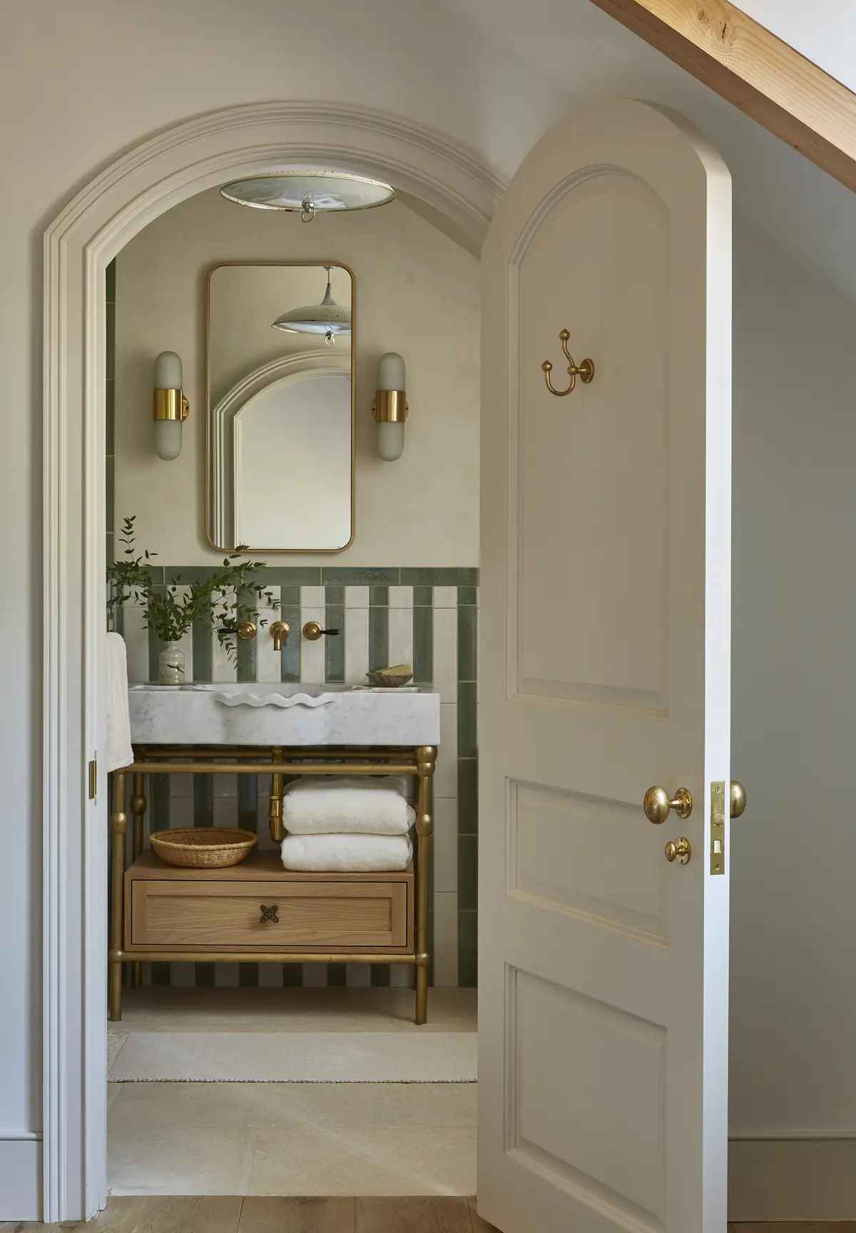 The Ridge Bath - View 18, Opens Model Box