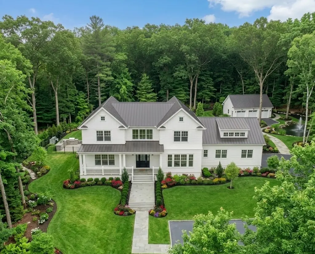  - View 9, Opens Model Box