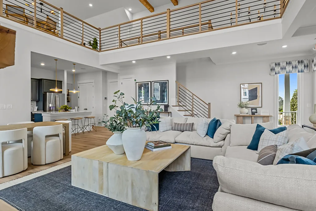 Image of an open living area at a Lakeside Pointe home.