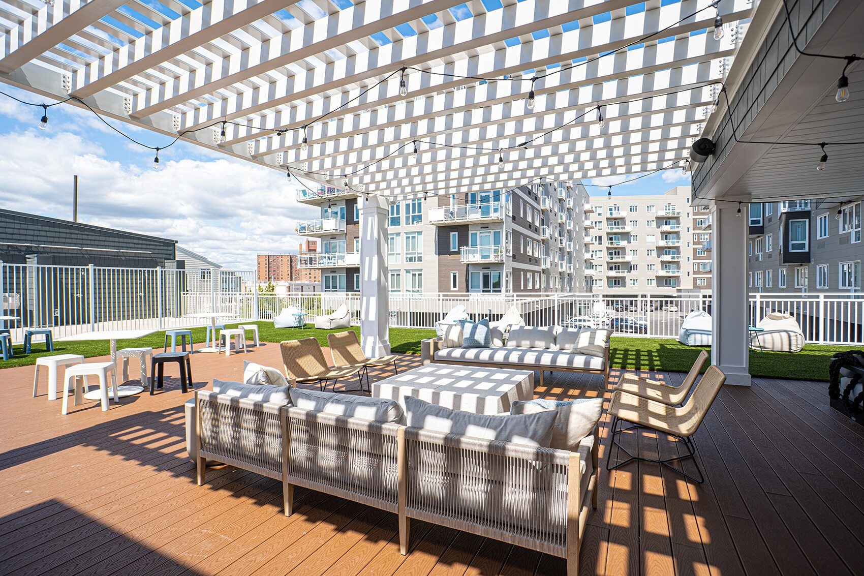 Pool and Deck - View 21