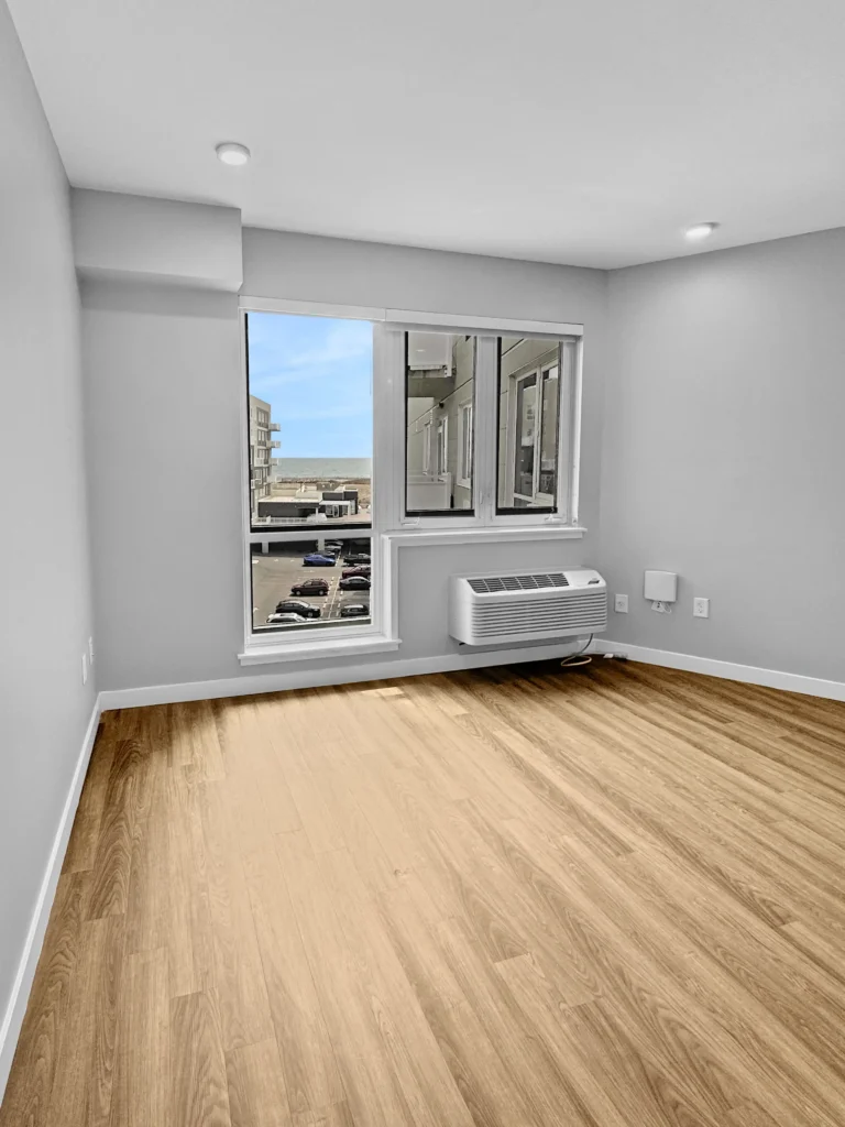  - View 35, Opens Model BoxTides 1 Studio 2