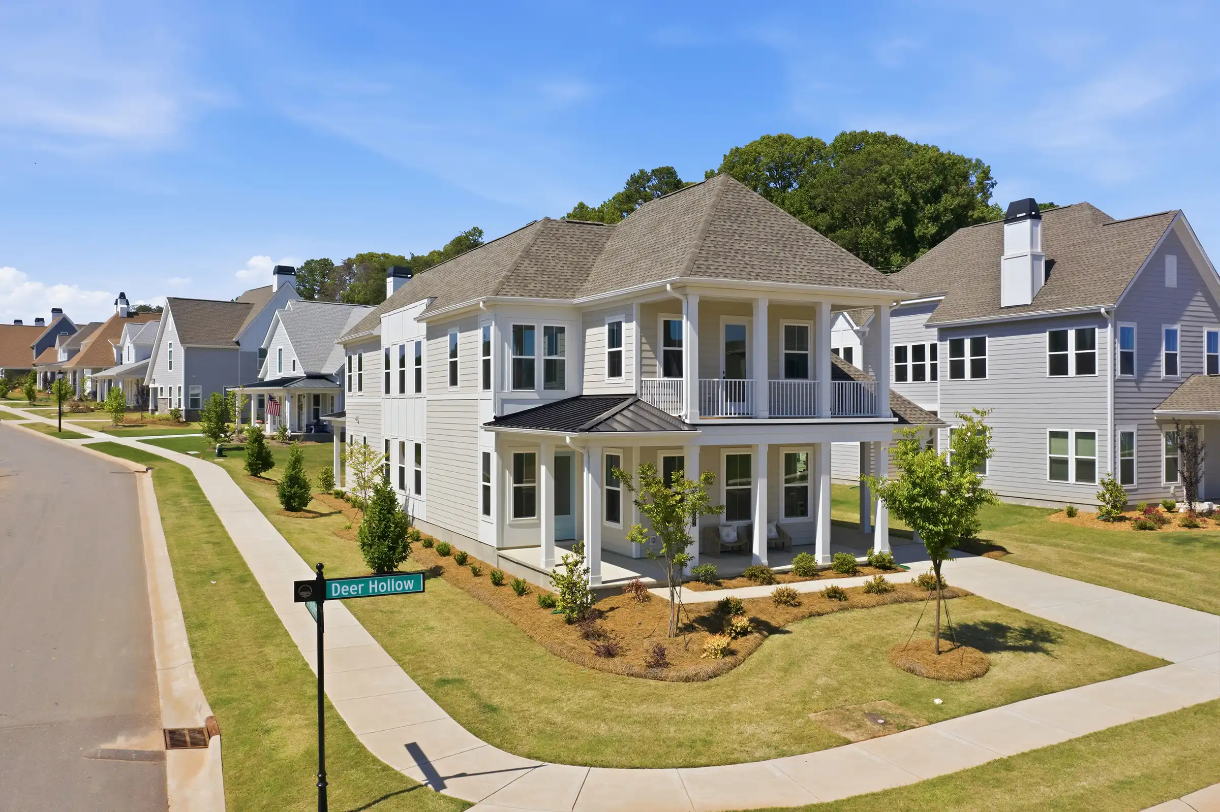 - View 1, Opens Model Box7392 Deer Hollow