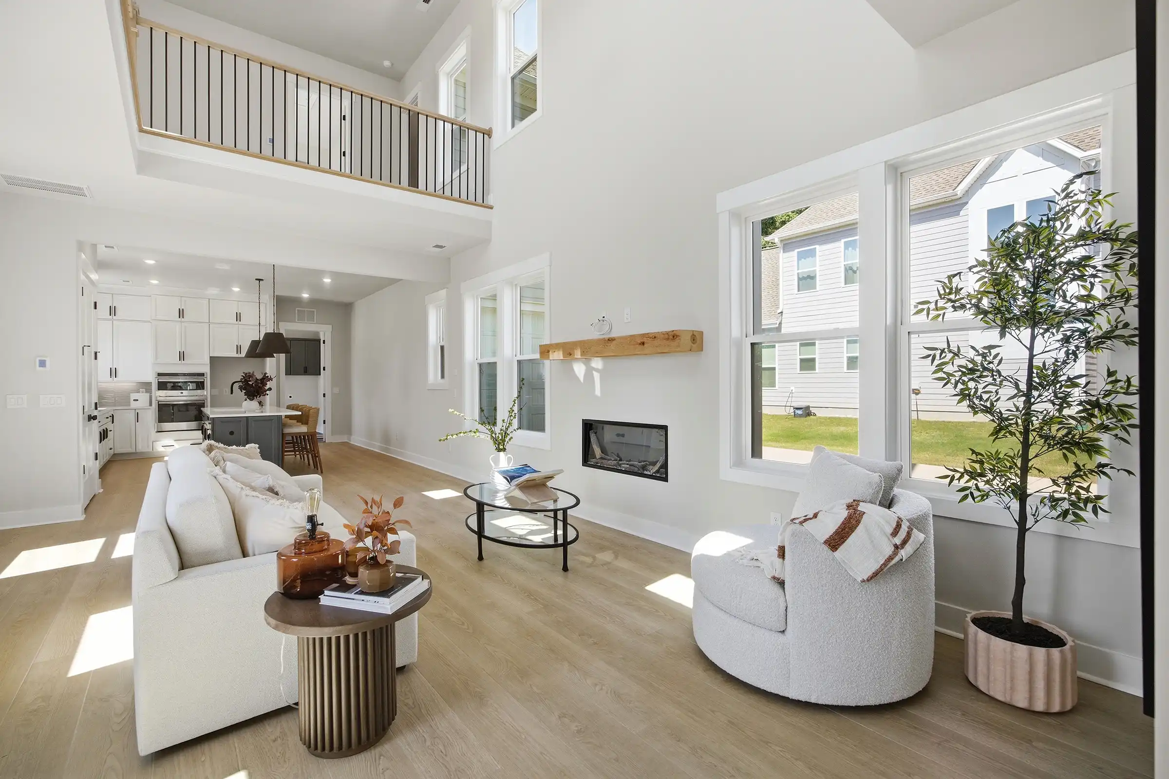 - View 8, Opens Model Box7392 Deer Hollow