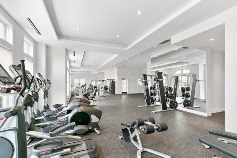 country pointe plainview clubhouse 6