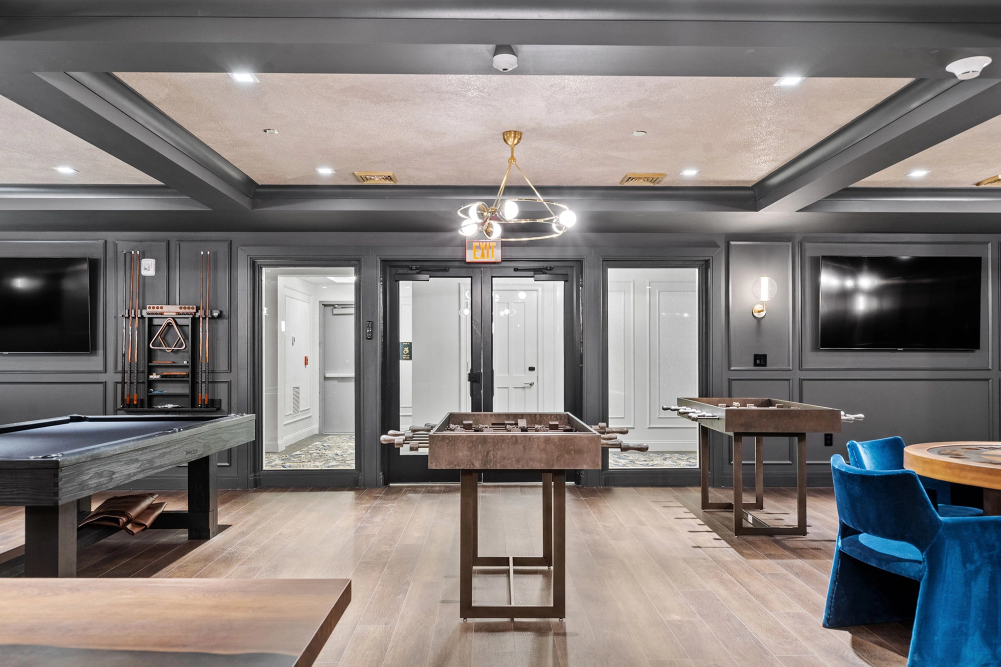 35 or 365 broadway amenities