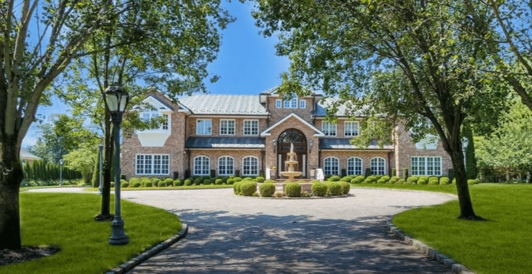 Quail Knoll Exterior