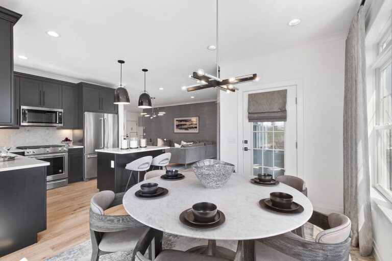 Dining room Kitchen