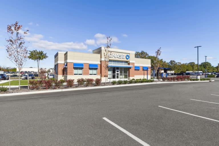 Retail Shops at Country Pointe Plainview Beechwood Homes