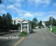 Exterior view of Country Pointe Bellmore