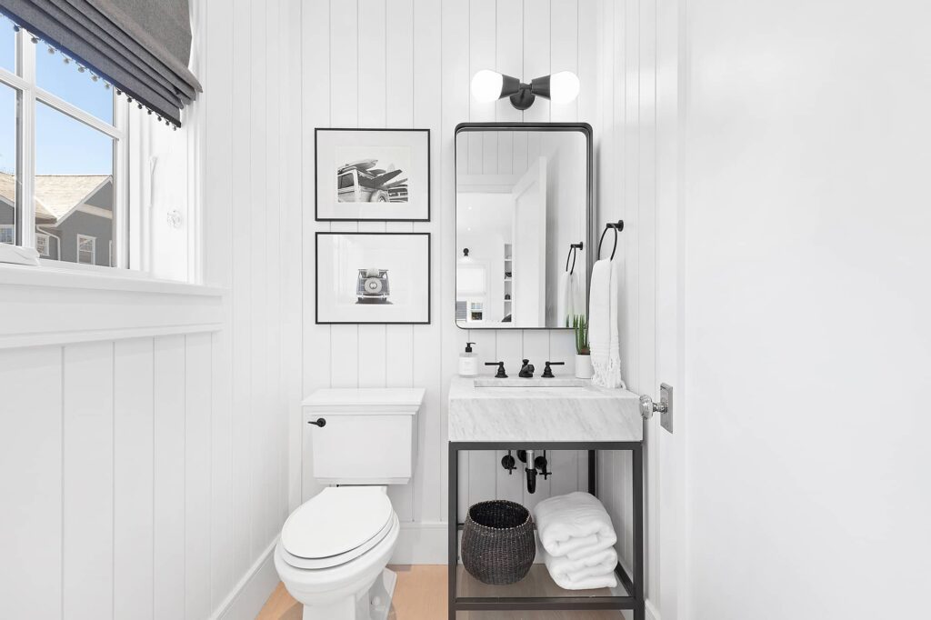 Beechwood_The-Latch-8-Powder-Rm