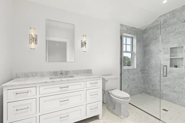 Oneck Landing - View 30, Opens Model Box