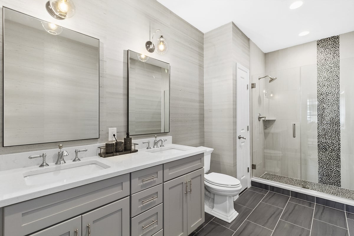 The Elgin at Country Pointe Meadows Yaphank Bathroom - View 6