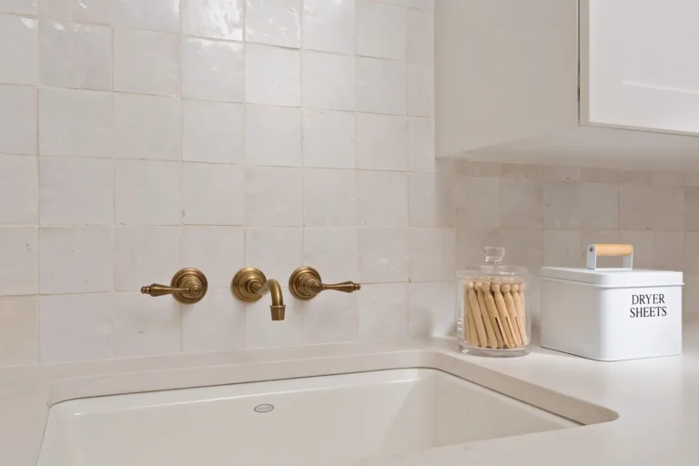 Oak Ridge - Bathroom Sink - View 18, Opens Model Box