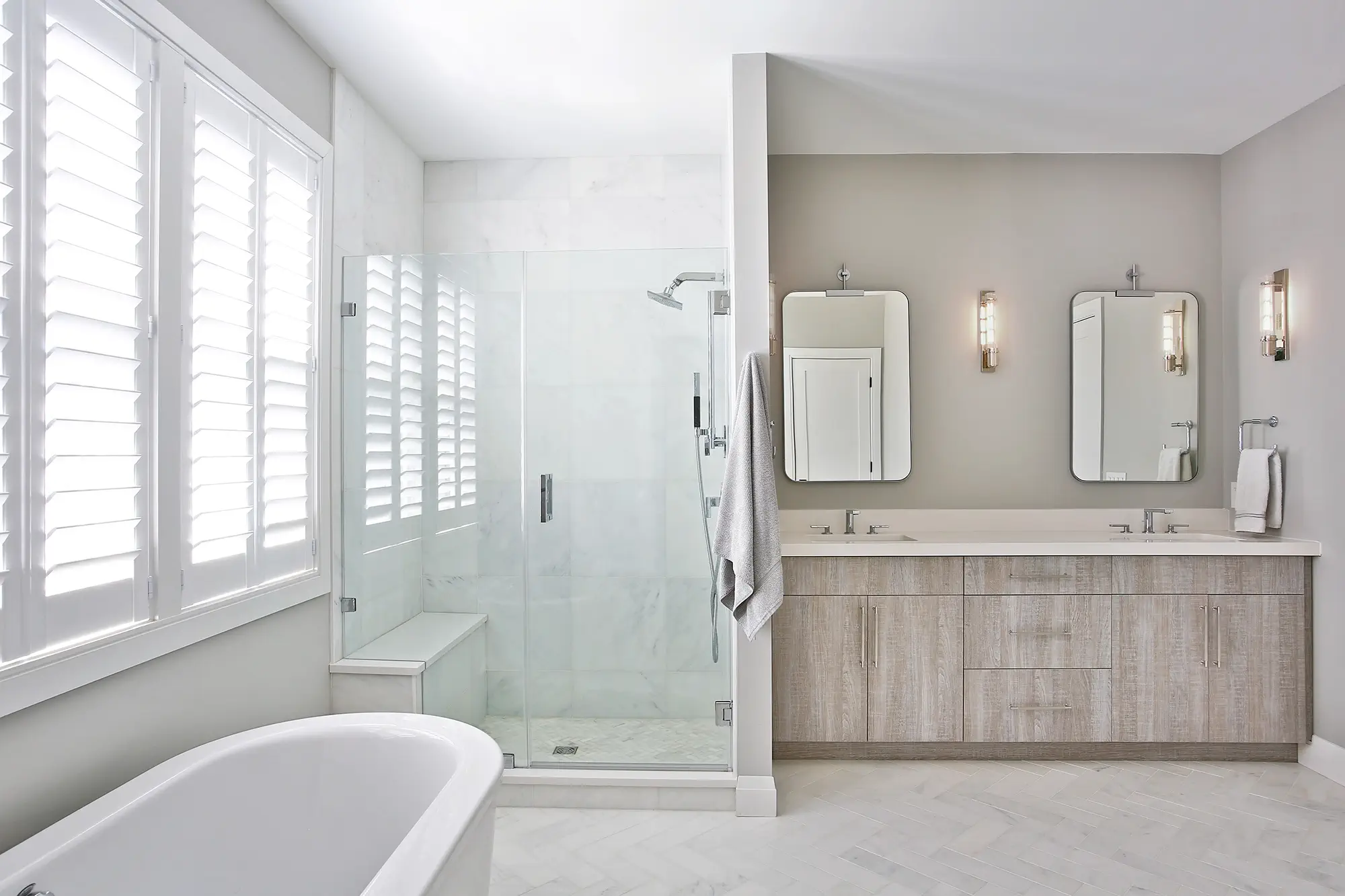 Oak Ridge - Bathroom Shower - View 12