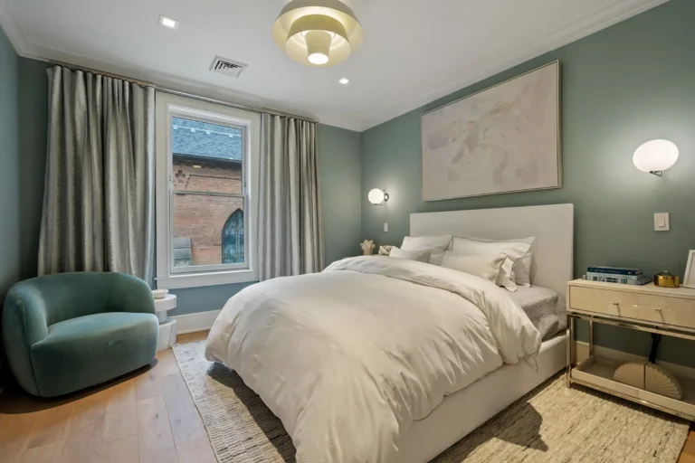 Adelphi Interior Bedroom Image - View 17, Opens Model Box
