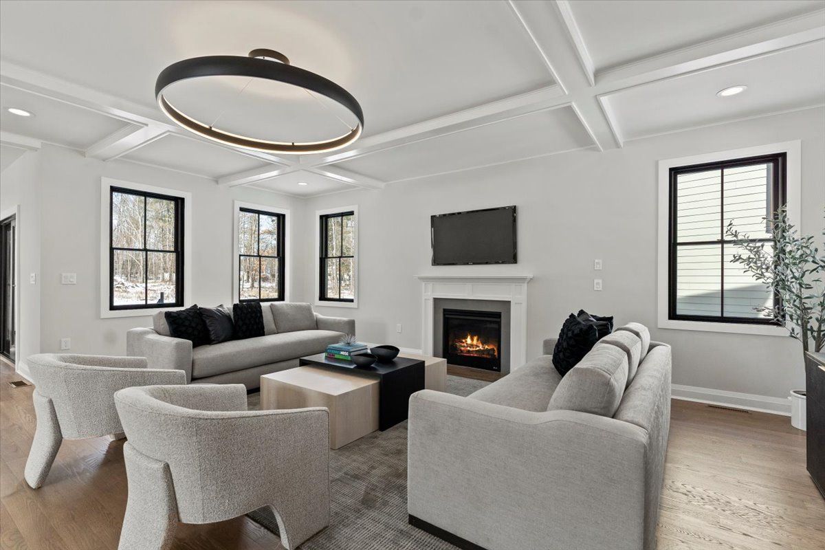 Interior of home at Oak Ridge in Saratoga Springs - View 17