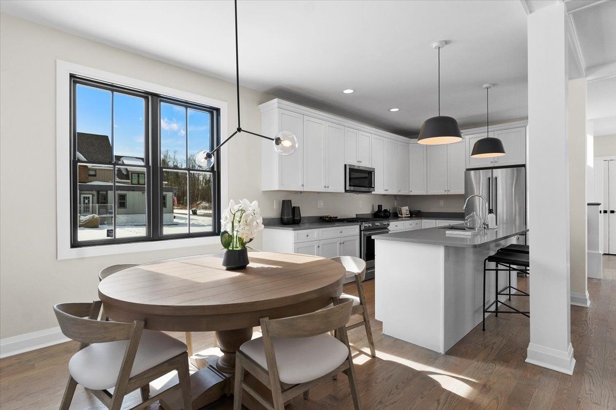 Interior of home at Oak Ridge in Saratoga Springs - View 20