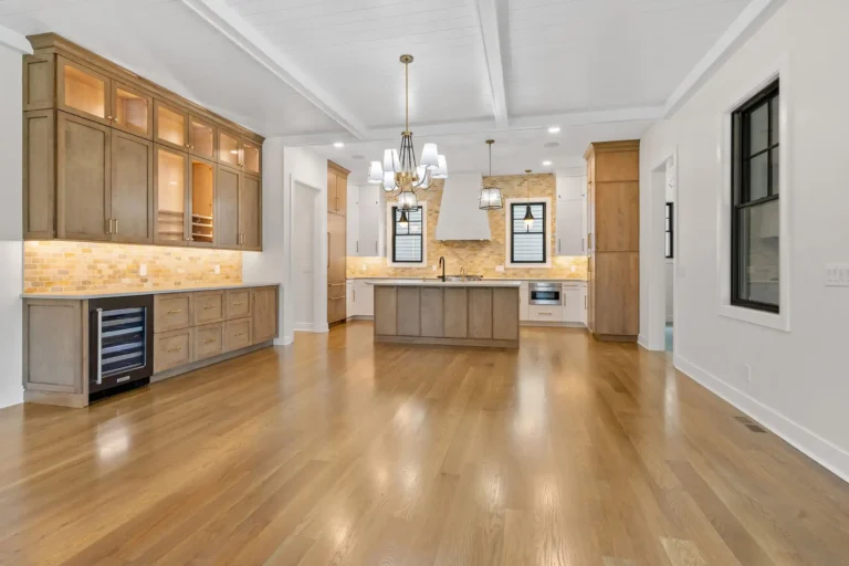  - View 9, Opens Model Box