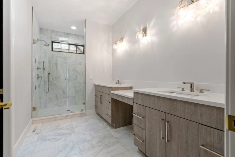  - View 5, Opens Model Box