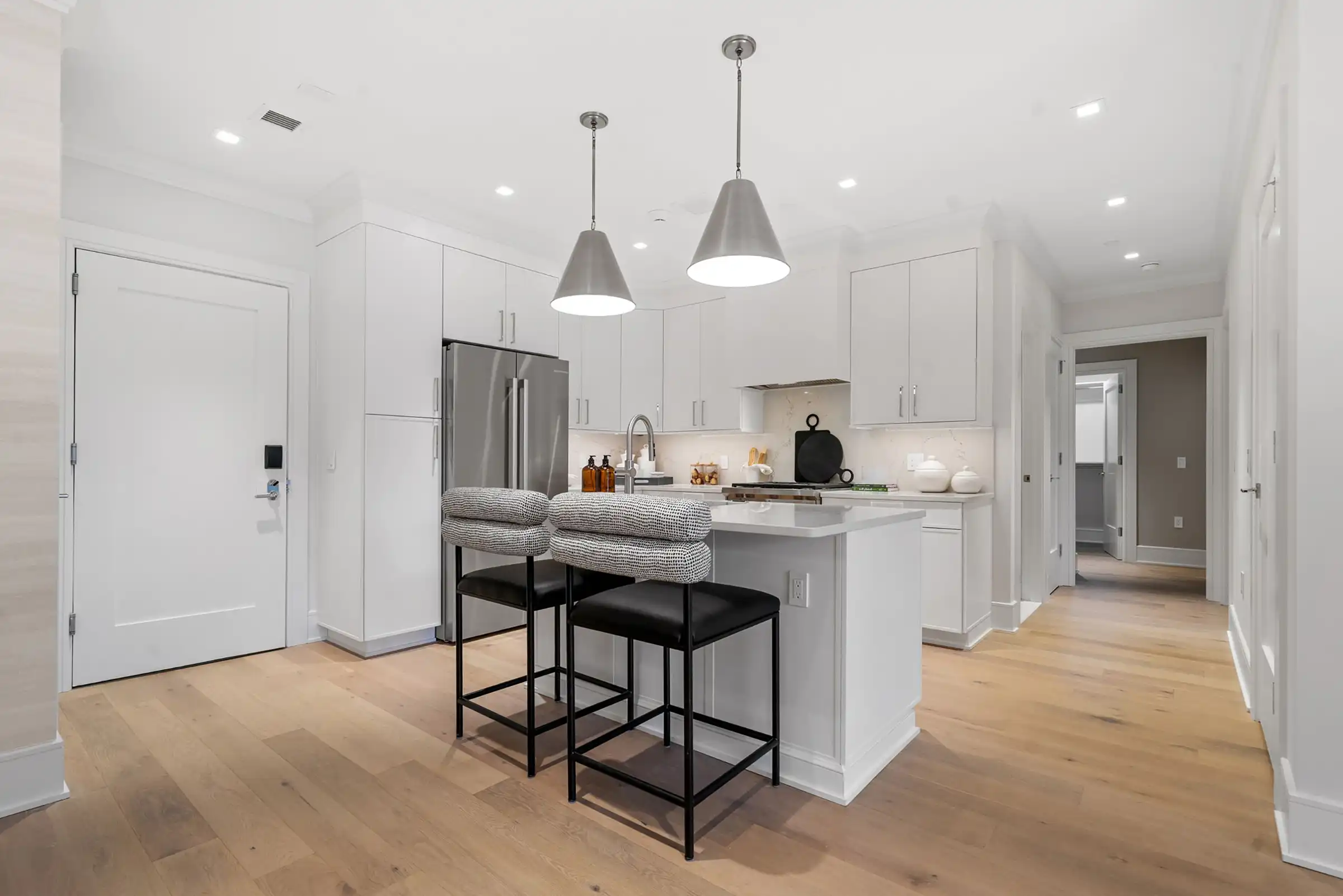 Adelphi Interior Kitchen Image - View 4