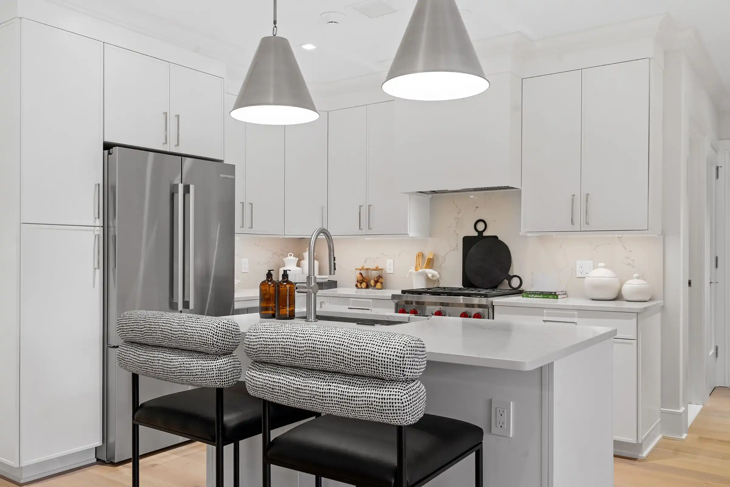 Adelphi Interior Kitchen Image - View 5