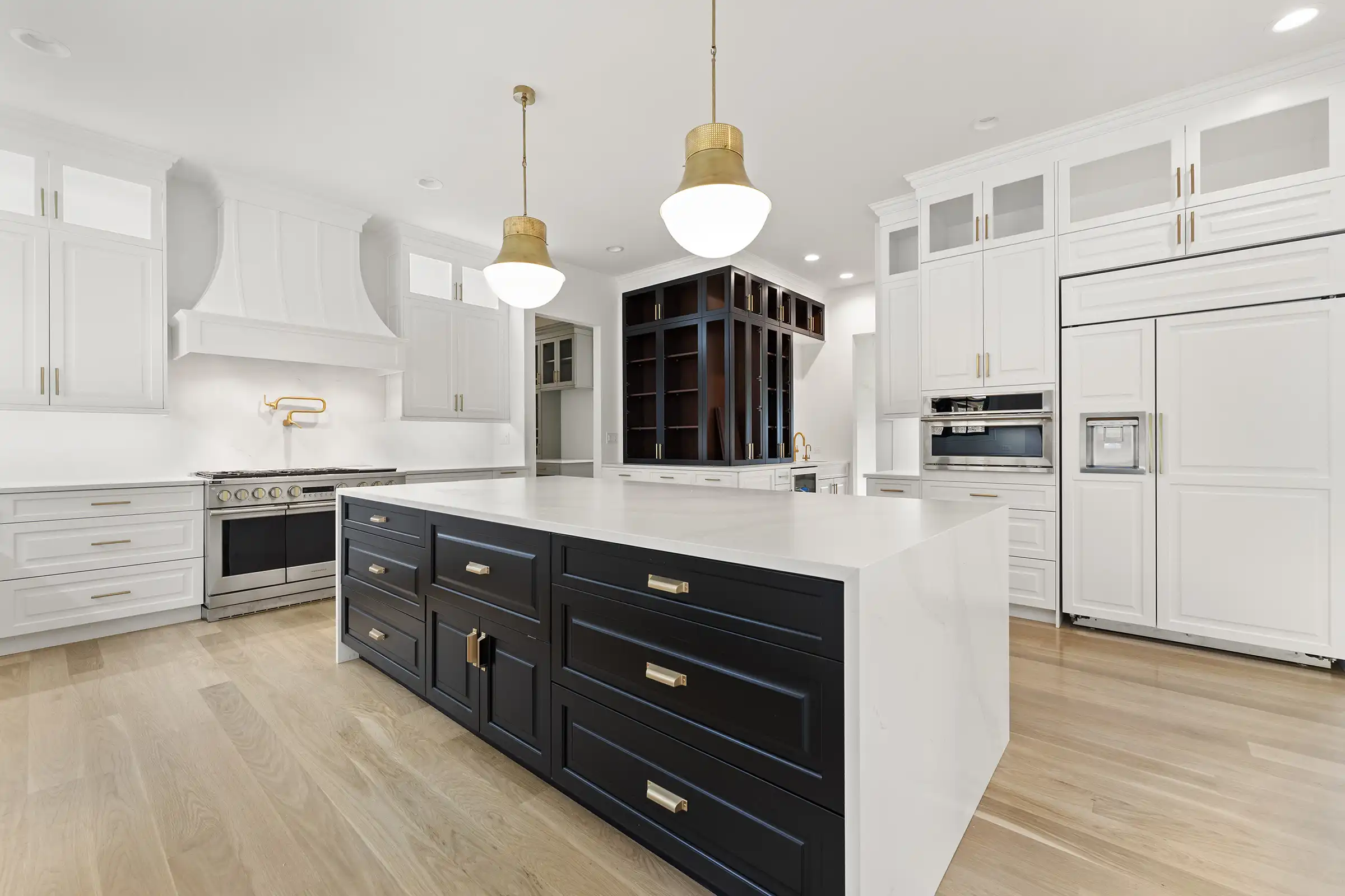 Interior Image of a Kitchen at Country Pointe Estates Westhampton - View 23