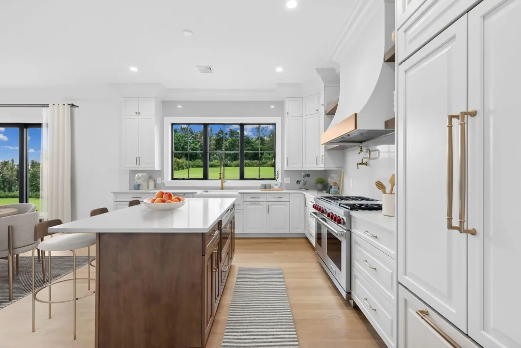 Image of a kitchen at Country Pointe Estates Westhampton.