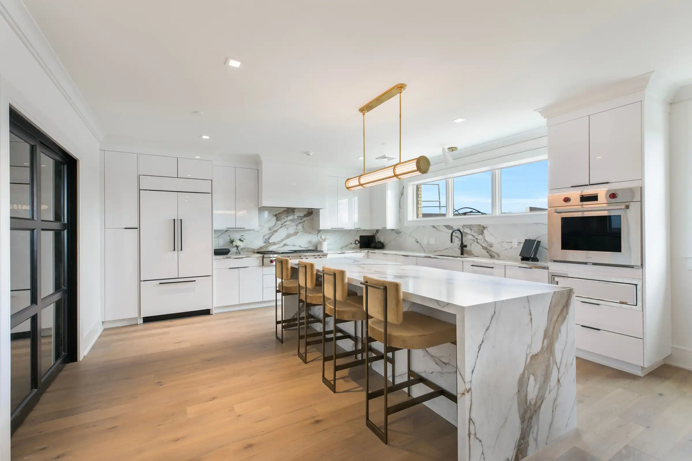 Interior Image of a Kitchen at The Residences at the Adelphi Hotel - View 32
