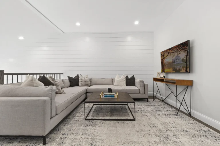 358 WAVELL AVE - View 9, Opens Model Box