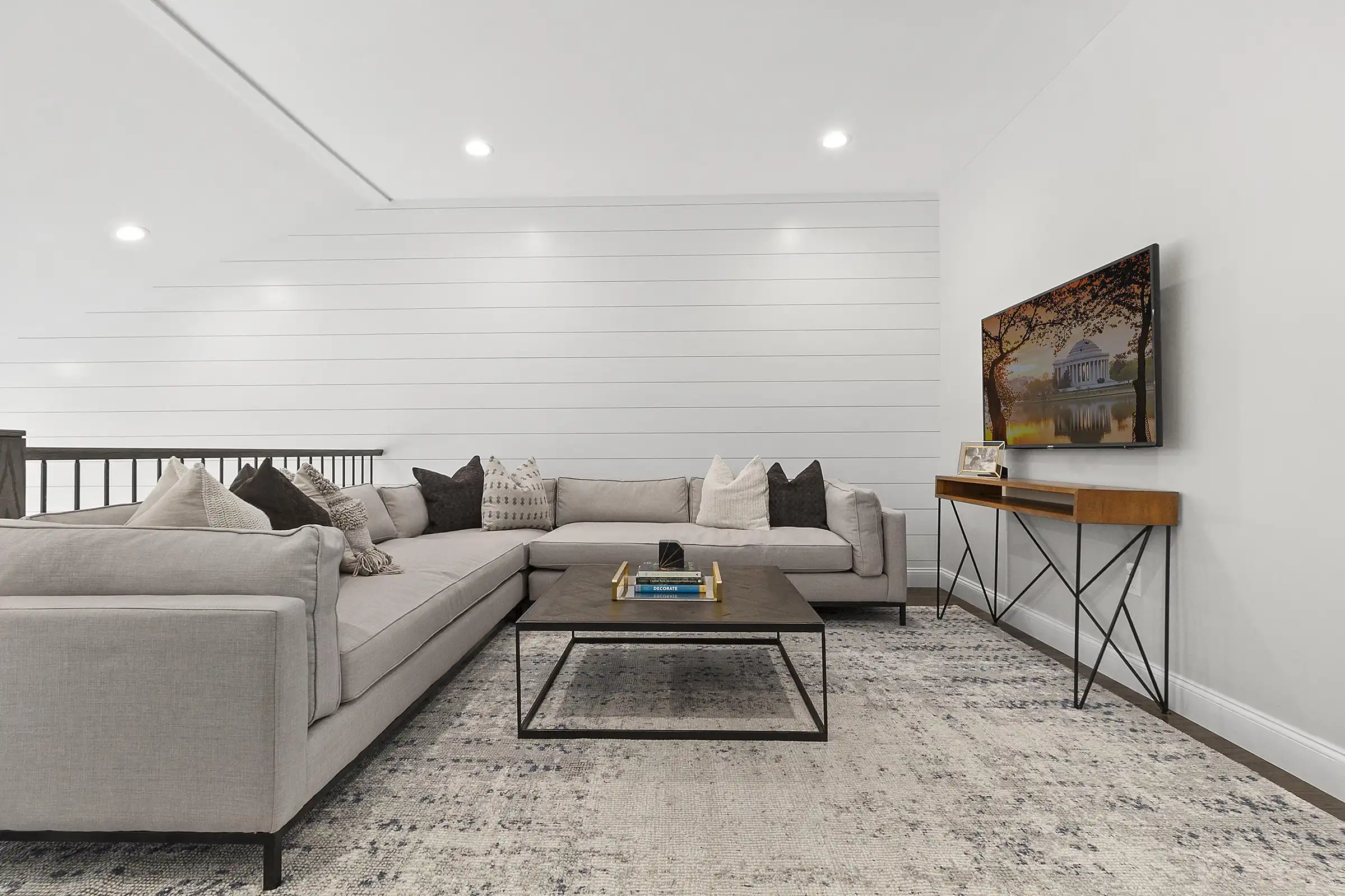 358 WAVELL AVE - View 9