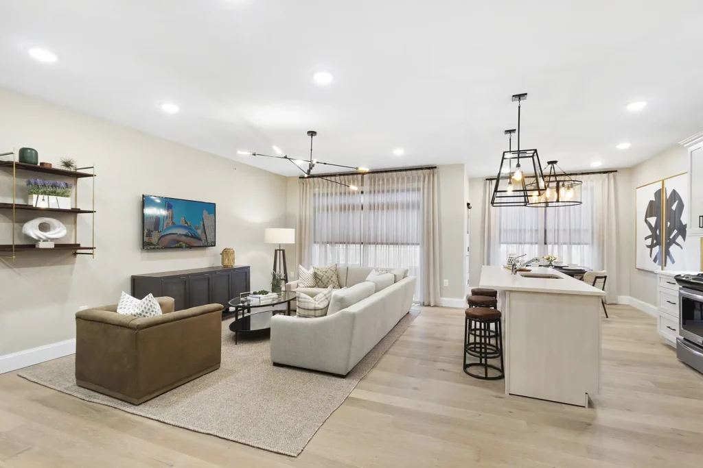  - View 3, Opens Model Box