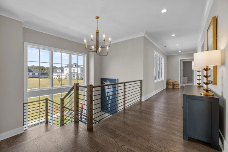  - View 19, Opens Model Box