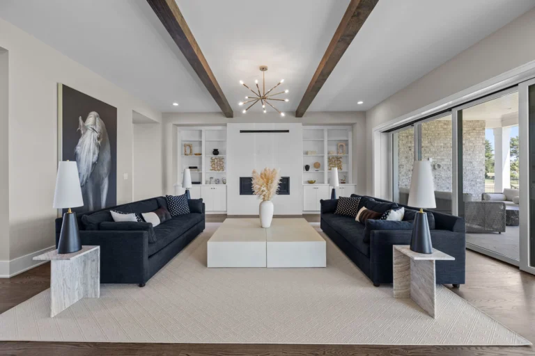  - View 3, Opens Model Box