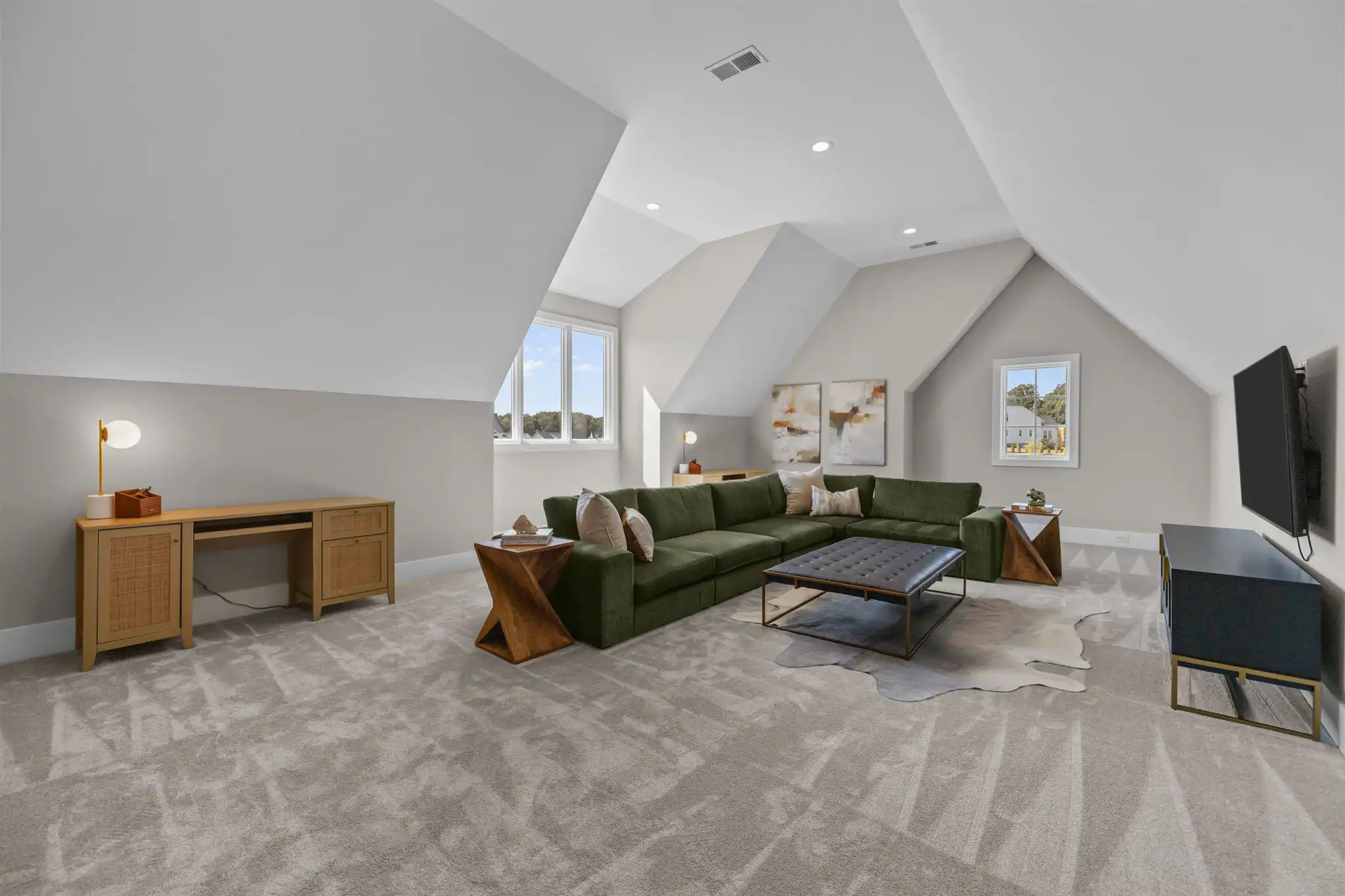  - View 29, Opens Model Box