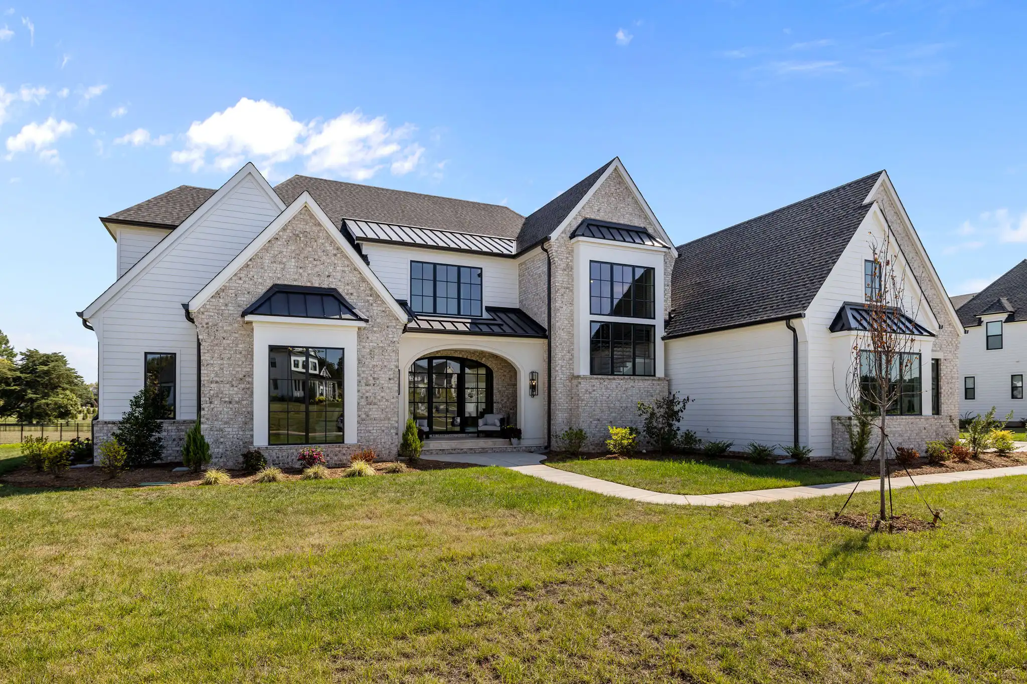  - View 11, Opens Model Box