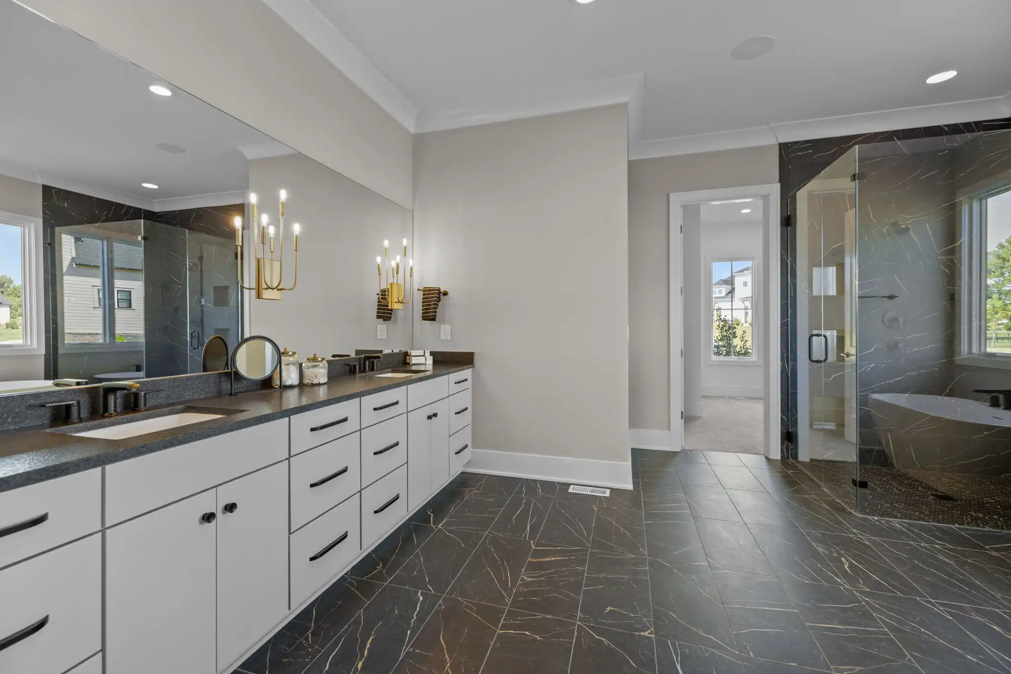  - View 7, Opens Model Box